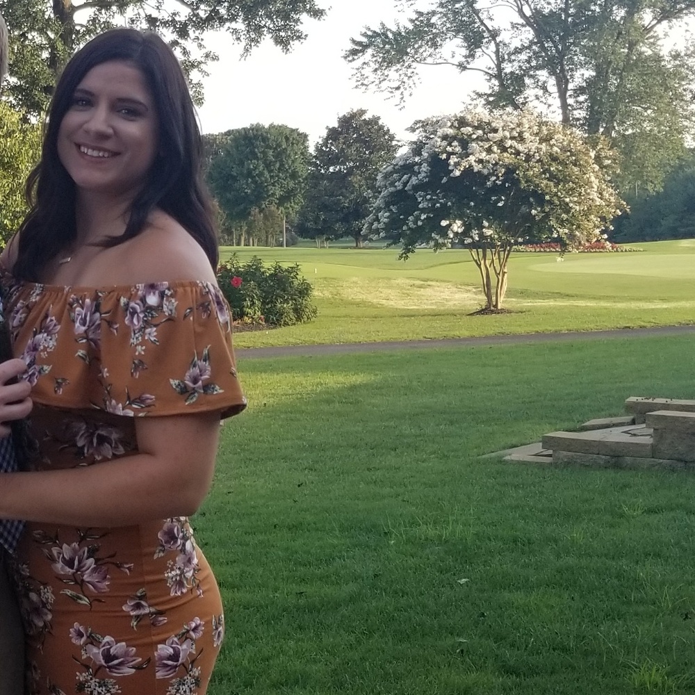 Meet your Posher, Lindsey